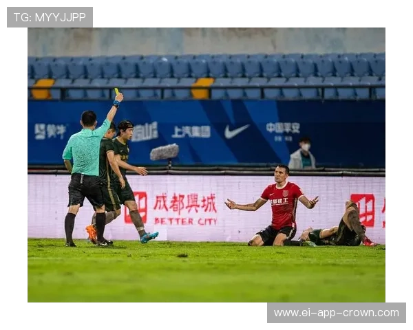 成都蓉城后防线能否顶住近期密集赛程考验成关键 成都蓉城后防线能否顶住近期密集赛程考验成关键