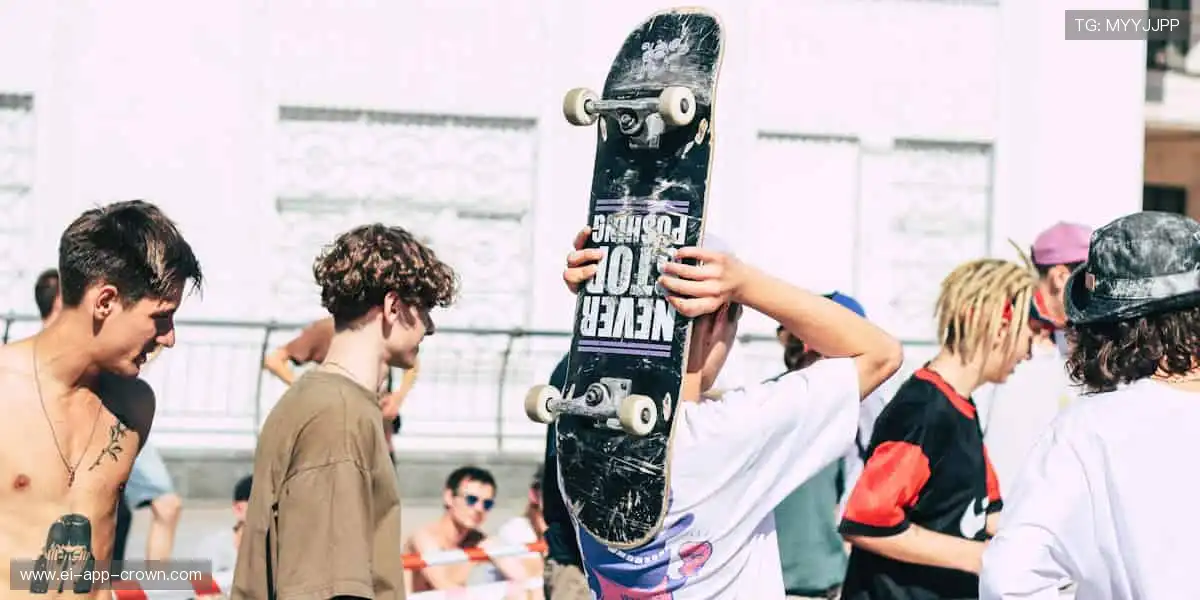 专业解说,深度剖析!🎙️